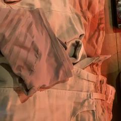 Bluse, Bukser & Undertøy underware, som rapportert av MEININGER Hotel Brussels City Center ved bruk av iLost