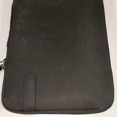 Laptop tas, amint azt Centraal magazijn az iLost segítségével jelentette.