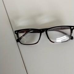 Szemüveg Bruin, amint azt Regio Antwerpen - Brussel az iLost segítségével jelentette.