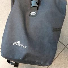 Mochila Zwart, como reportado por Centraal magazijn utilizando o iLost