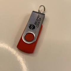 Usb klíčenka Rood zilver, jak nahlášeno UMC Utrecht pomocí iLost