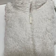 フリース がiLostで IKEA新三郷 によって報告されました