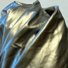 metallic/gouden paraplu, jak bylo nahlášeno na iLost