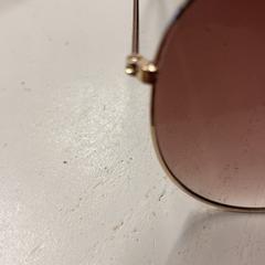 Solglasögon, rapporterat av GVB med iLost