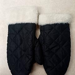 Guanti, come riportato da Qbuzz GD Groningen Peizerweg utilizzando iLost