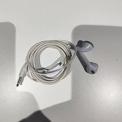 Auricolari, come riportato da Bibliotheek Neude (Utrecht) utilizzando iLost