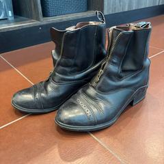 Boots, as reported by WestCord Hotel Eindhoven using iLost
