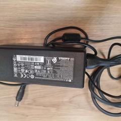 アダプタ がiLostで Breda University of Applied Sciences Mgr. Hopmansstraat によって報告されました