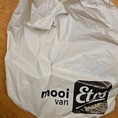 Väska, rapporterat av HTM med iLost