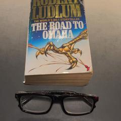 Livre & Lunettes, a été signalé par Van der Valk Hotel Houten utilisant iLost