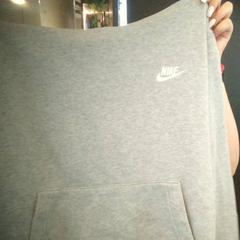 Hoodie nike, as reported by MEININGER Hotel Vienna Downtown Franz using iLost