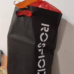 A bag (tas, tasje) found in GVB metro Amsterdam, iLost에 보고됨