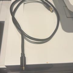 Cable usb-c A, segons ha informat Van der Valk Hotel Utrecht mitjançant iLost