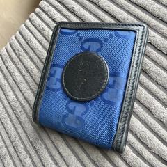 Blauw met zwarte Gucci portemonnee an iLost gemeldet