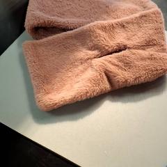 Scarf Rose, as reported by IKEA Hénin-Beaumont using iLost