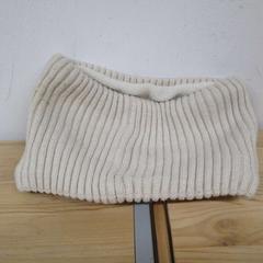 Halswärmer Beige, gemeldet von IKEA Heerlen über iLost