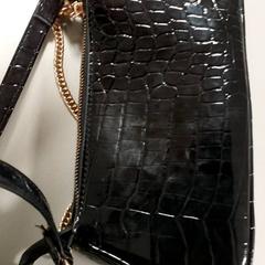 Väska - handtas issa, rapporterat av Centraal magazijn med iLost