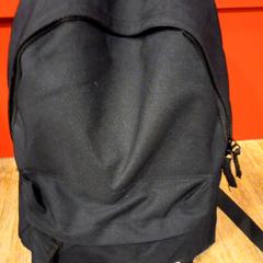 バッグ がiLostで Arriva Limburg Noord によって報告されました