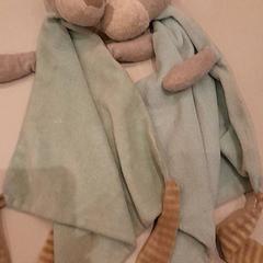 인형 Twee beertjes, iLost를 사용하여 Van der Valk Hotel Schiphol에 보고됨