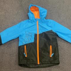 Giacca, come riportato da Pathé Eindhoven utilizzando iLost