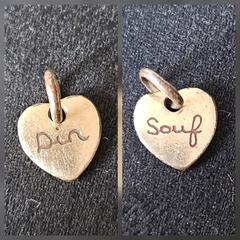 Gouden bedel hart., som rapportert til iLost