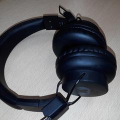 Koptelefoon zwart, ha sido reportado por Arriva Vechtdallijnen con iLost