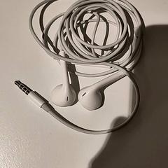 Oordopjes Wit, gemeldet von Bibliotheek Neude (Utrecht) über iLost