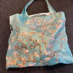 가방, iLost를 사용하여 Breng Arnhem에 보고됨