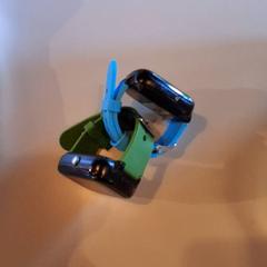 Uhr 2x groen en blauw, gemeldet von Familiepark Drievliet über iLost