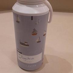 Üveg, amint azt Van der Valk Hotel Schiphol az iLost segítségével jelentette.