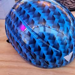 Casco Blauwe viking helm, segundo informou Schaatsbaan Rotterdam usando iLost