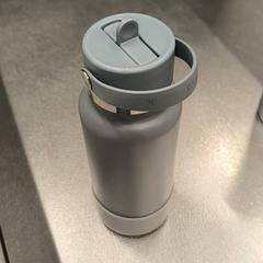 Botella, ha sido reportado por IKEA Alcorcón con iLost