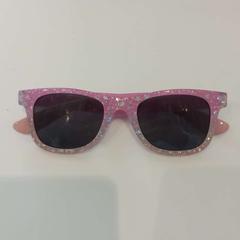 Sunglasses, as reported by Arriva Limburg Zuid using iLost