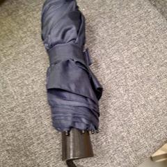 우산들, iLost를 사용하여 IKEA Paris - Italie Deux에 보고됨