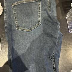 Broek, zoals gemeld door Van der Valk Hotel Amsterdam-Amstel met iLost