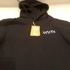 Jersei Zwart, segons ha informat Van der Valk Hotel Schiphol mitjançant iLost