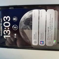 스마트 폰 - zwart iPhone, iLost를 사용하여 Centraal magazijn에 보고됨