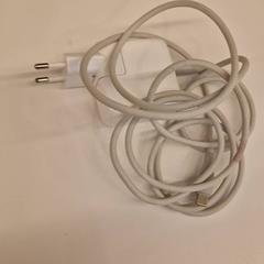 Mac oplader usb, amint azt HvA Amstelcampus az iLost segítségével jelentette.