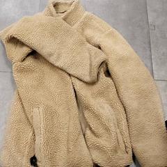 Kleding - Jas beige teddy, segundo informou Centraal magazijn usando iLost
