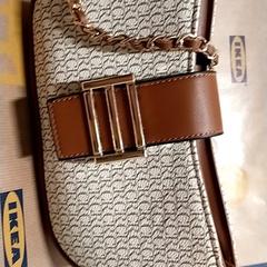 Handbag "cr" print,  incl makeup, as reported by IKEA Zwolle using iLost