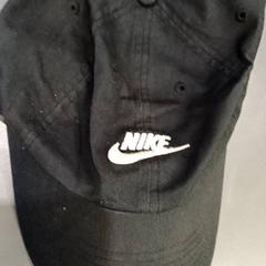 Boné, como reportado por Qbuzz GD Groningen HS utilizando o iLost