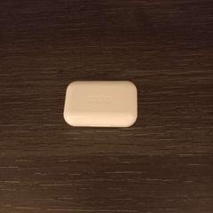 Aerpods Wit merk SBS, segundo informou Arriva Limburg Zuid usando iLost