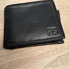 Portefeuille, a été signalé par EBS Spijkenisse utilisant iLost