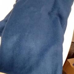 Coperta in pile, come riportato da Mövenpick Hotel Amsterdam City Centre utilizzando iLost