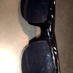 Slnečné okuliare, ako bolo nahlásené TivoliVredenburg pomocou iLost