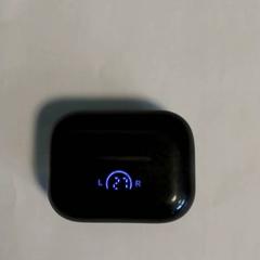 Oorpods Zwart, segons ha informat Arriva Infoshop Enschede mitjançant iLost