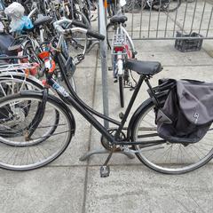 Opoefiets zwart, segundo informou Stadswerk072 usando iLost