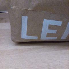 Bolsa da compra de cartón, segundo informou IKEA Valladolid usando iLost