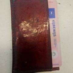 Kártyatartó Nieburg, amint azt GVB az iLost segítségével jelentette.