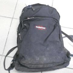 Backpack zwart, as reported by Regio Limburg - Leuven using iLost